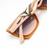 LOV - Elegant Pink + Free Kit