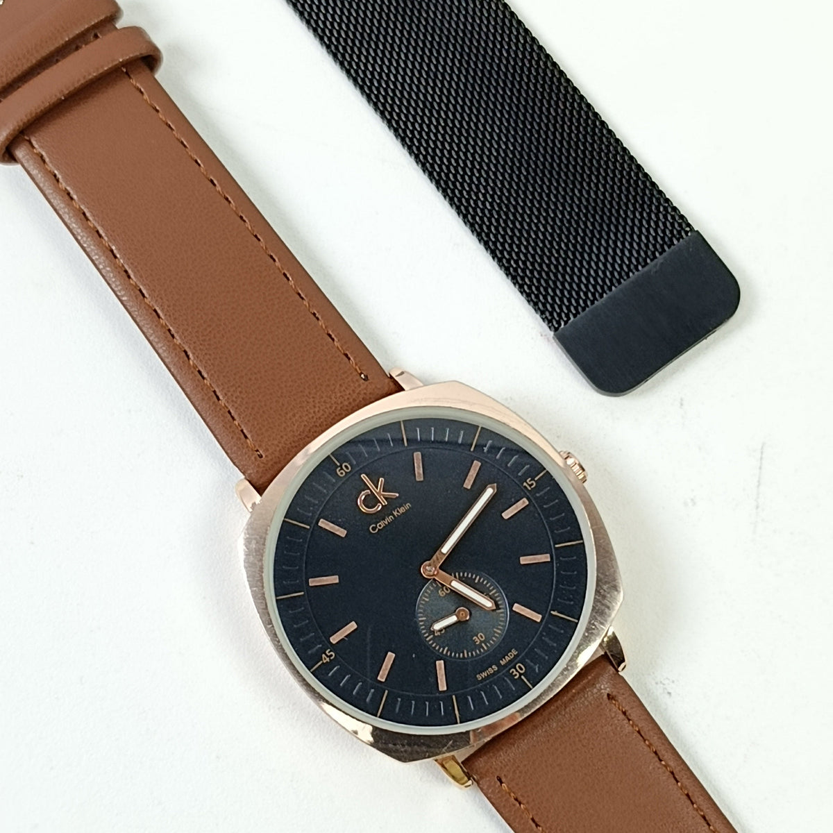 CK-3929 Chrono - Day & Date - Strap + Free Magnet Chain