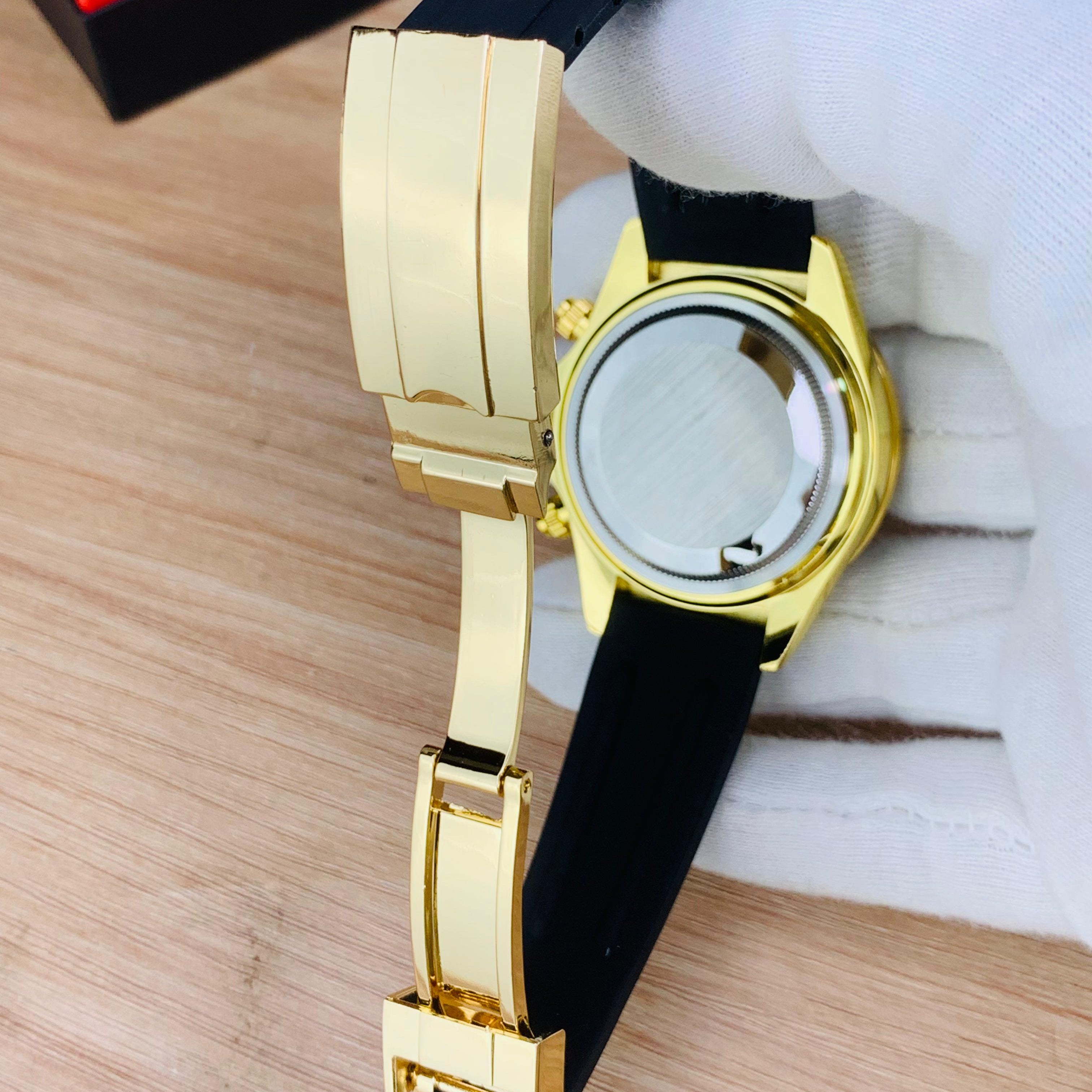 RLX Rainbow Skeleton Crystal – Gold Finish | Date | Warranty