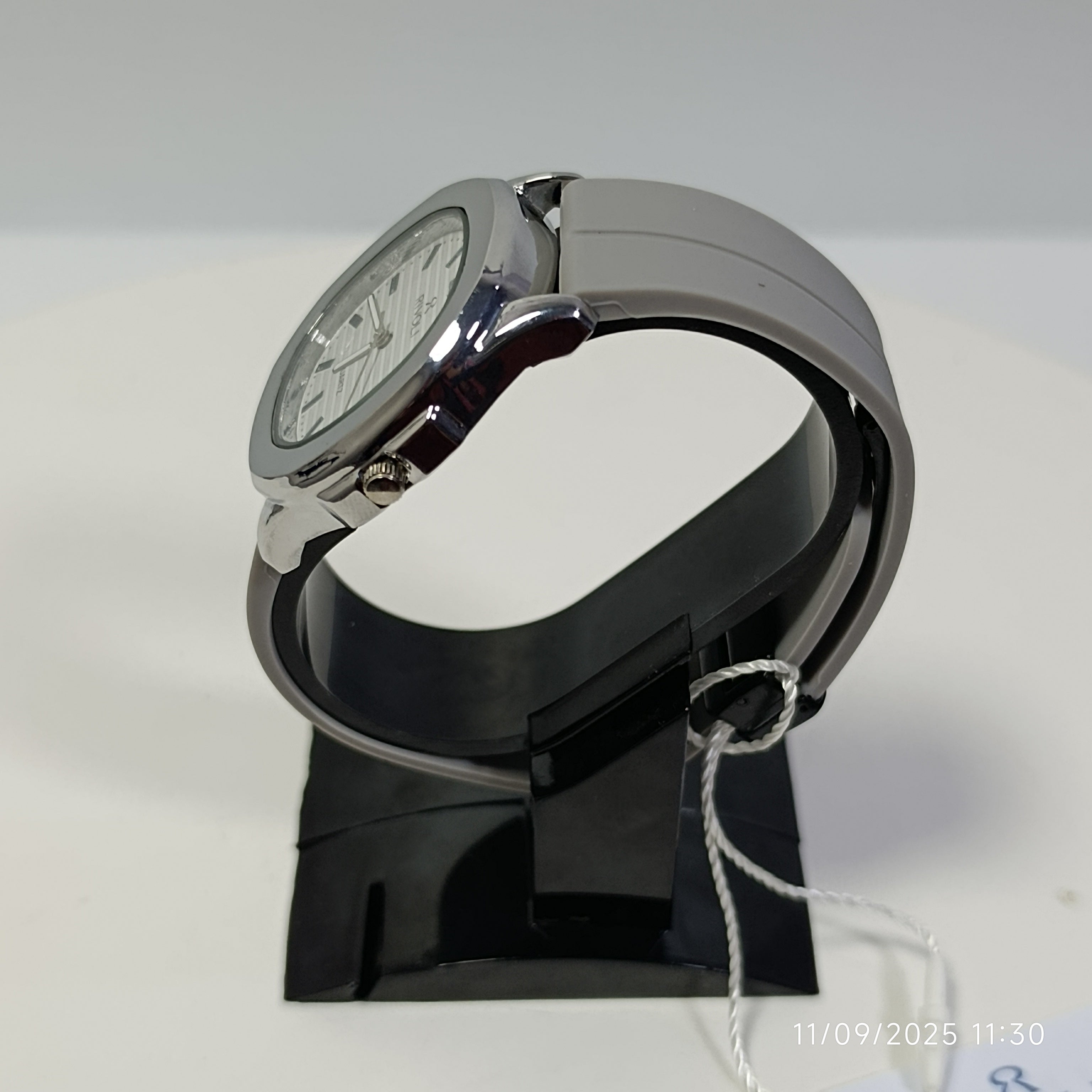 Rivoli PP Unisex || Magnet strap || White